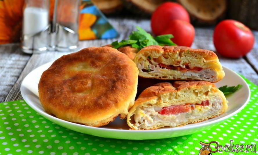 Рецепт лепешек с куриным фаршем и брынзой