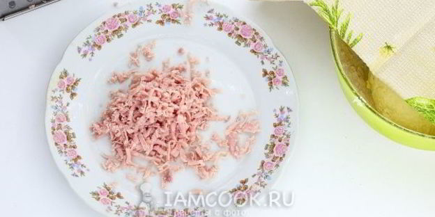 лепешки с сыром и ветчиной на сковороде