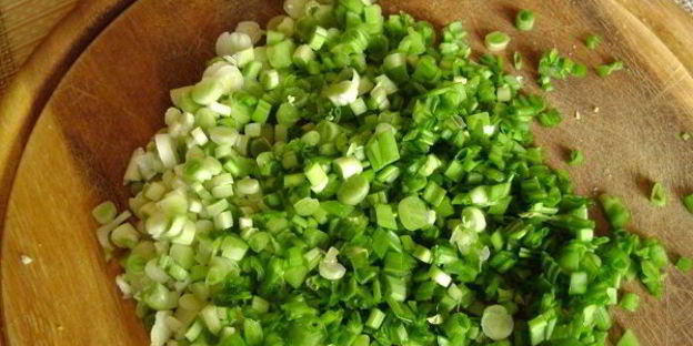 лепешки с зеленым луком