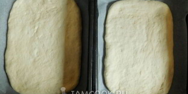 луковая лепешка в духовке