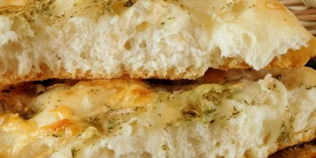 луковая лепешка в духовке