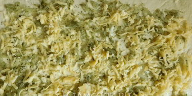 луковая лепешка в духовке