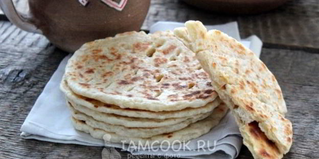 сырные лепешки на молоке на сковороде