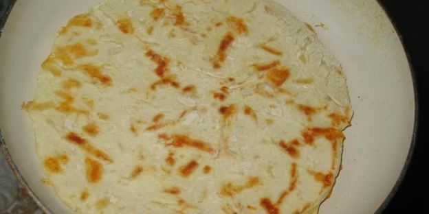 сырные лепешки пикантные