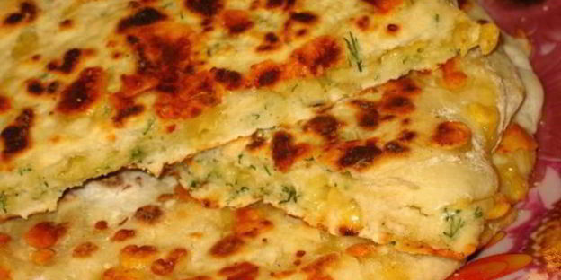 сырные лепешки пикантные