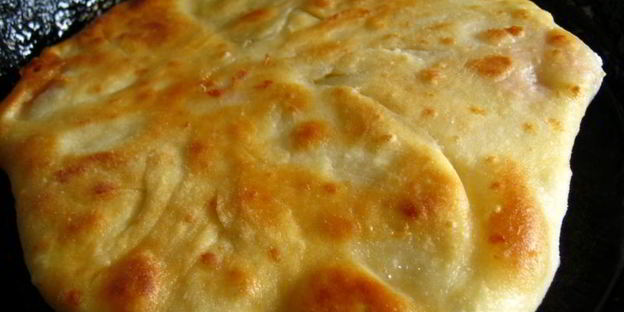 сырные лепешки с начинкой