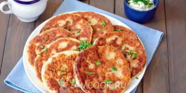 сырные лепешки с ветчиной