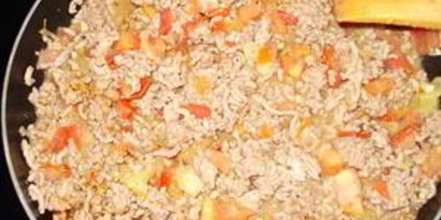 творожные лепешки с мясной начинкой