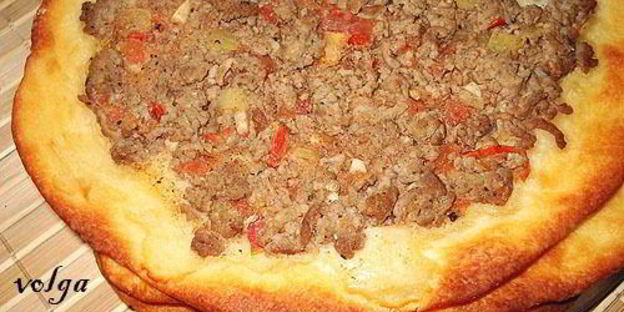 творожные лепешки с мясной начинкой