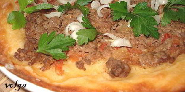 творожные лепешки с мясной начинкой