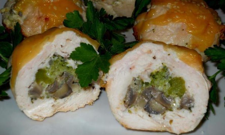 Рецепт куриных маффинов с брокколи и грибами