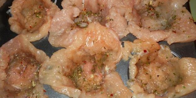 куриные маффины с брокколи и грибами