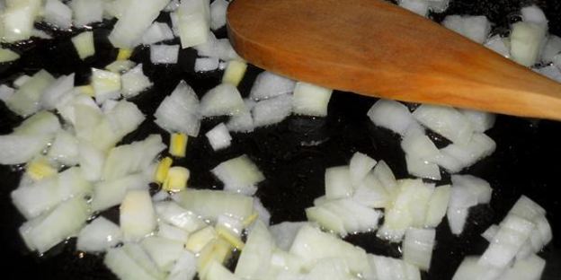 куриные маффины с брокколи и грибами