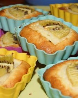 Лимонные маффины с киви