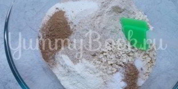 маффины с грушей, фундуком и пряностями