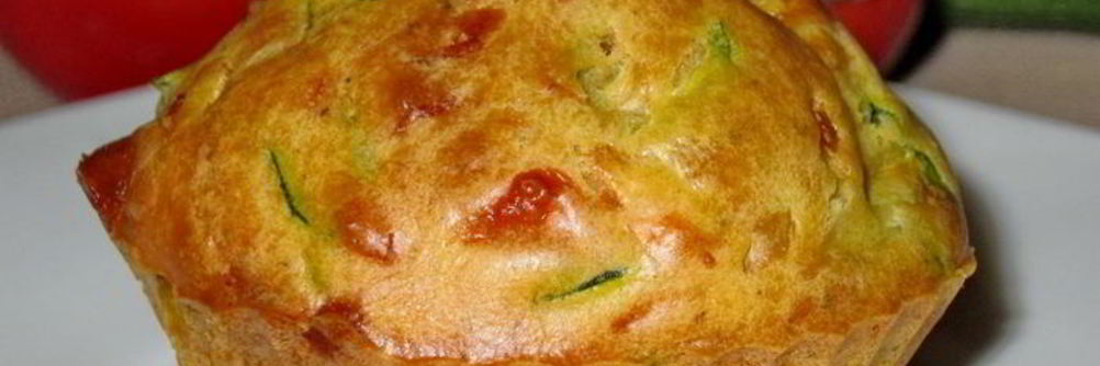 Маффины с кабачками, помидорами и сыром