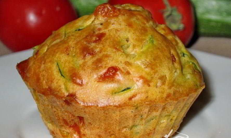 Рецепт маффинов с кабачками, помидорами и сыром