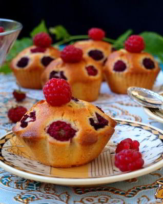 Маффины с малиной