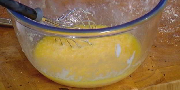 маффины с шоколадом и вяленой вишней