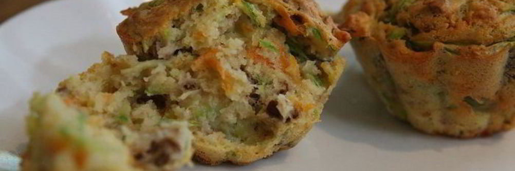 Маффины с цукини, морковью и орехами пекан