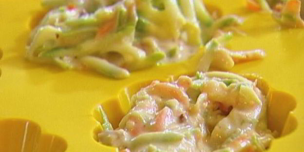 маффины с цукини, морковью и орехами пекан