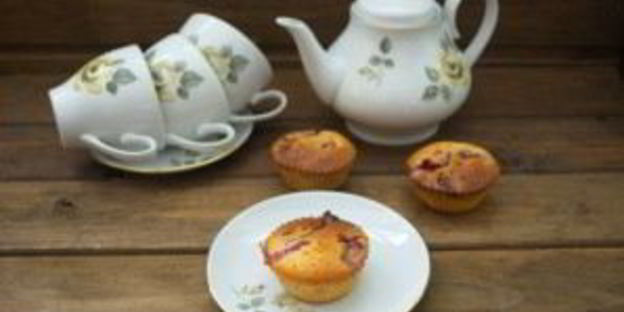 маффины со свежей клубникой