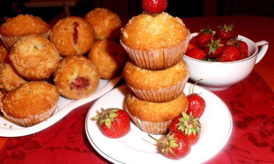 Рецепт миндальных маффинов с сюрпризом