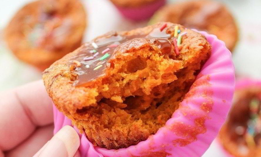 Рецепт морковных маффинов с ягодами годжи