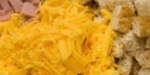 необычные маффины с ветчиной и сыром