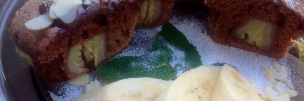 Шоколадные маффины с бананом