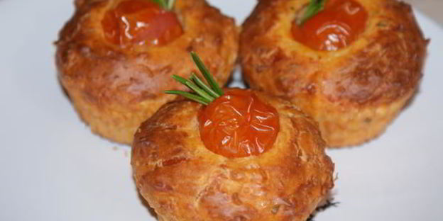 томатные маффины с розмарином