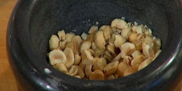 яблочные маффины на кефире с орехами и отрубями