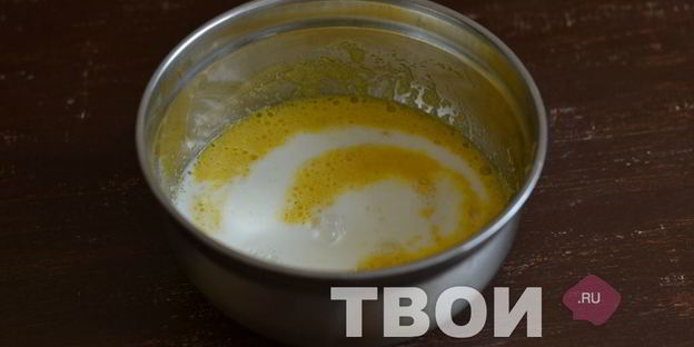 манник с яблоками