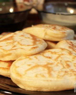 Дрожжевые оладьи — просто и быстро