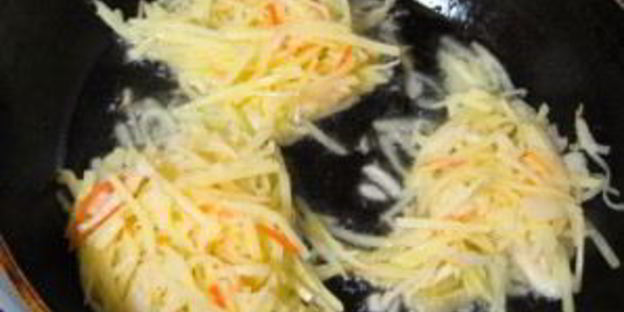 капустно-картофельные оладьи