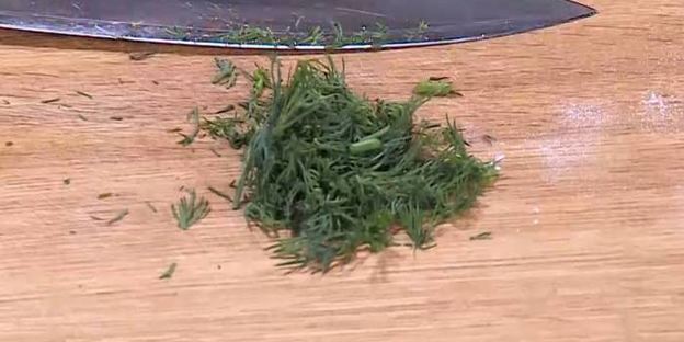 капустные оладьи с морковью и луком-пореем