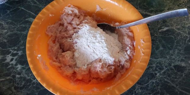 картофельно-куриные оладьи