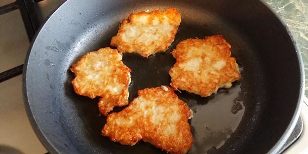 картофельно-куриные оладьи