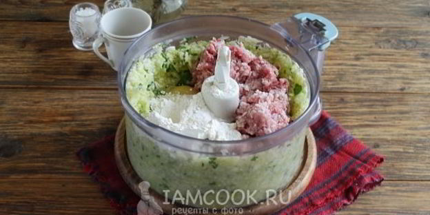 оладьи из кабачков с фаршем