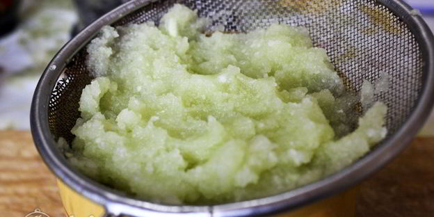 оладьи из кабачков с манкой