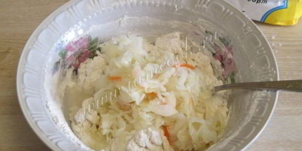 оладьи из квашеной капусты