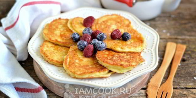 оладьи с яблоком и кабачком