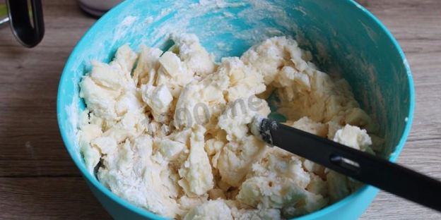 оладьи творожные с яблоками