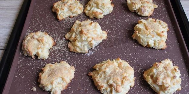 оладьи творожные с яблоками