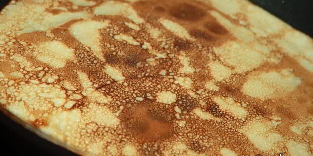 тонкие блинчики на кефире