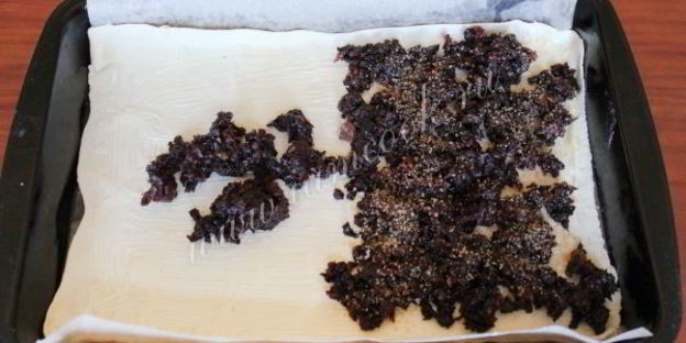 пахлава из слоеного теста