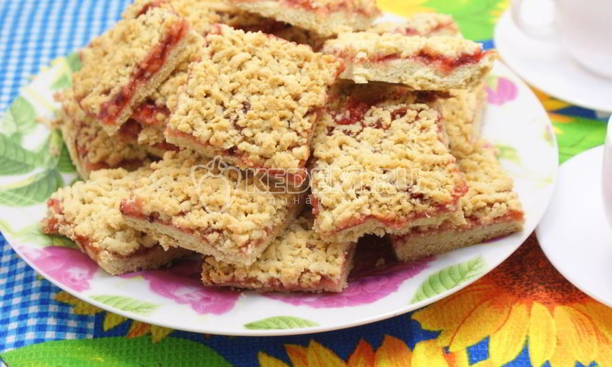 Рецепт быстрого печенья с малиновым джемом