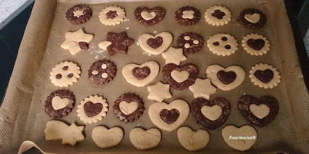 двухцветное новогоднее печенье