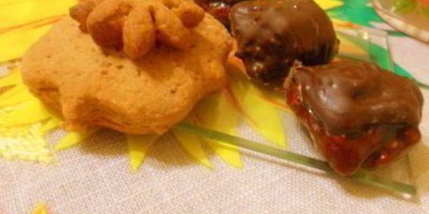 кофейное печенье с орехами