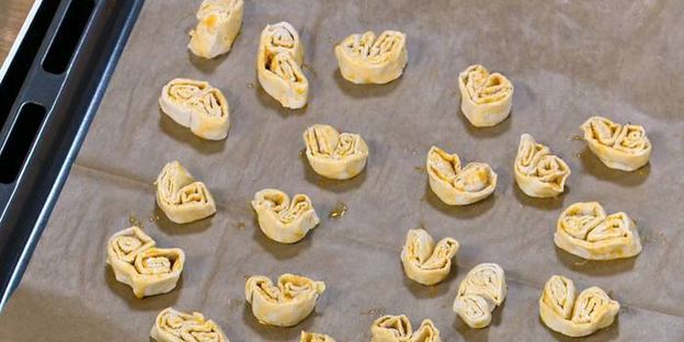 лимонное печенье из слоеного теста